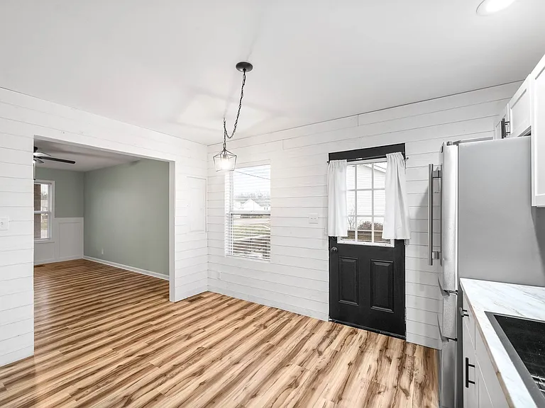 514 Gainey Dr — Photo 11
