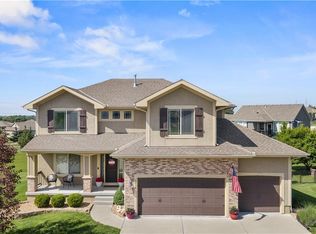 1218 Becket Ct, Raymore, MO 64083
