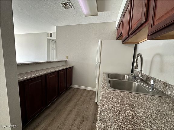 5th image of 5181 River Glen Dr Unit 172