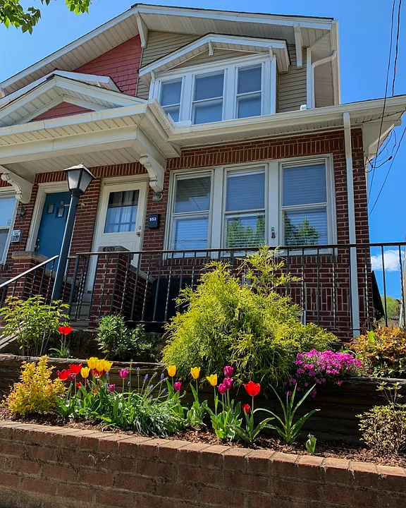 953 Delaware Ave