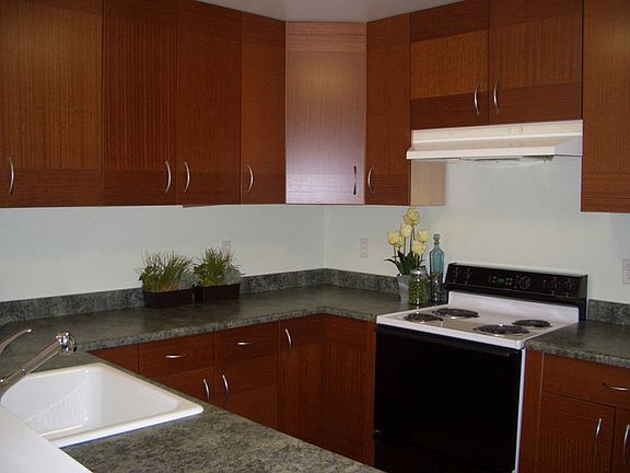 5th image of 4220 Oberon Ave