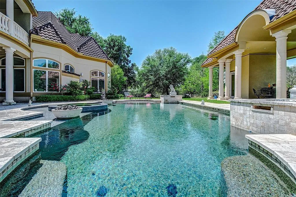 6 bed, 8.0 bath, 11252 sqft, $12,000 — Photo 2