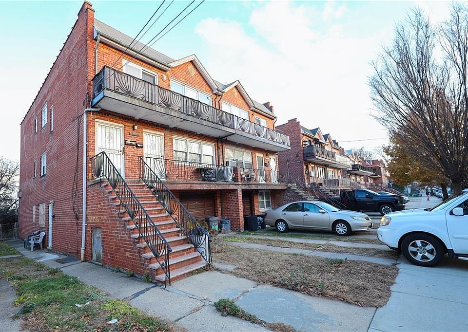 2nd image of 2141 E 24th St