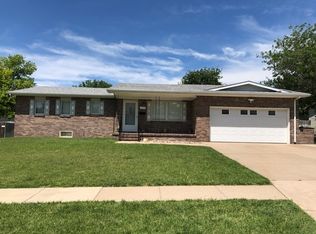 1605 11th Ave, Dodge City, KS 67801