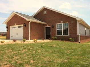 255 Sweetgrass Ln, Jonesborough, TN 37659