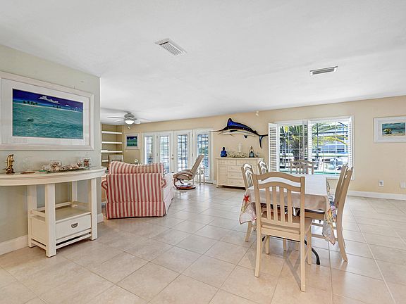 4th image of 109 Bahama Blvd