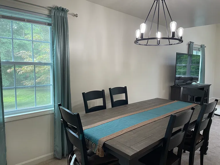 7318 Vic Ct — Photo 5