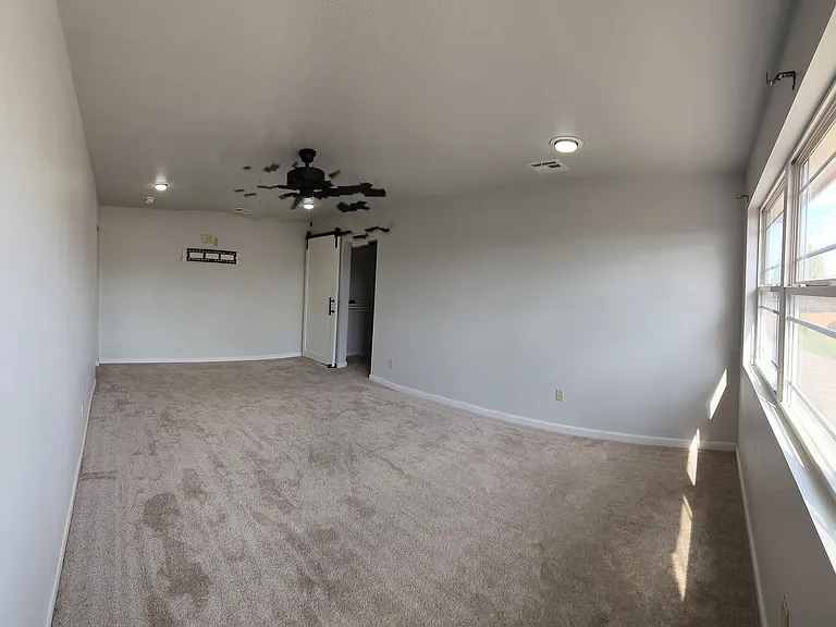 1210 E 134th Pl — Photo 12