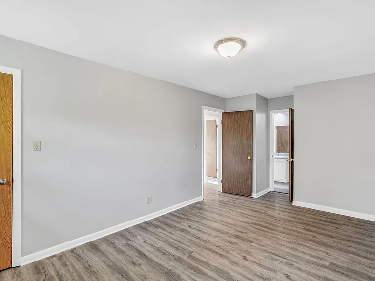 1449 Moores Mnr — Photo 18