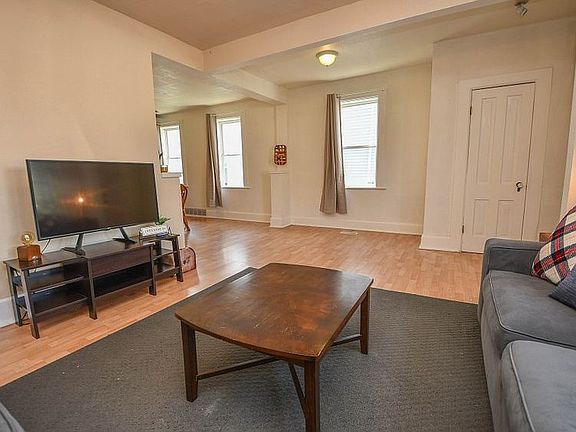 5th image of 2568 N Holton St
