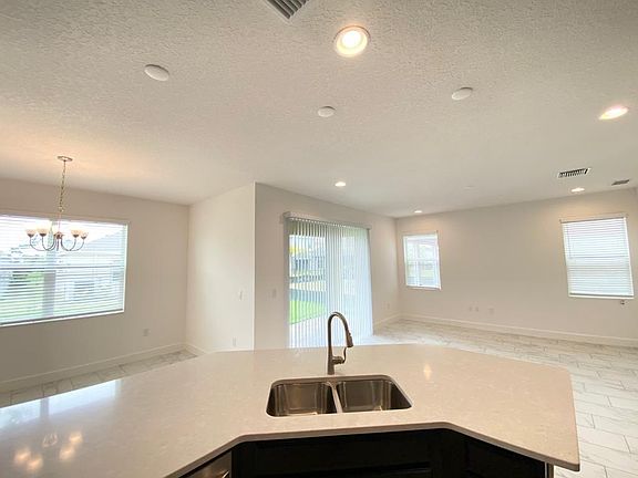 2nd image of 6212 Sea Amber Ln