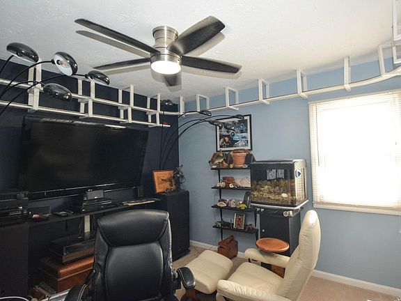 4th image of 206 Lynette Ct