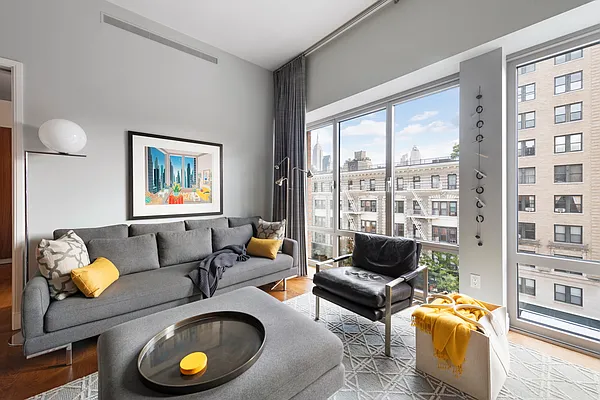 Sold by Nest Seekers International | media 4