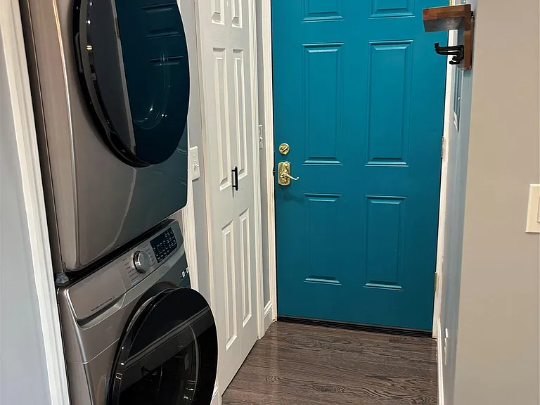162 Dubois St #3 — Photo 10