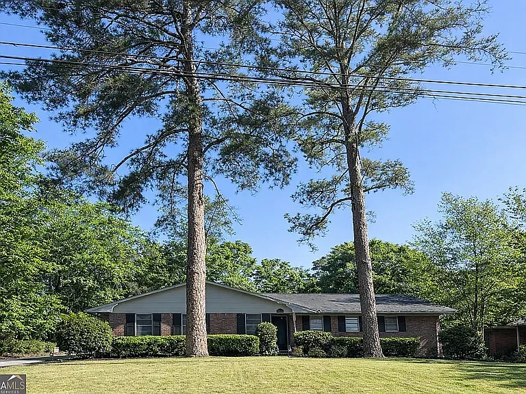 4 bed, 3035 sqft, $2,750 — Photo 1