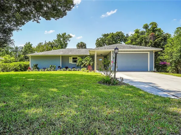 7105 Pacific Ave, Fort Pierce, FL 34950