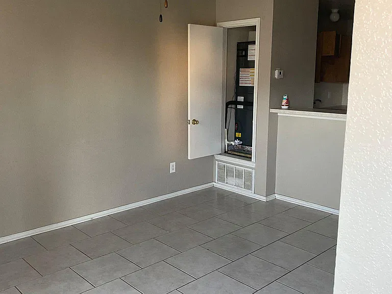 4002 Doraine Ct #B — Photo 7