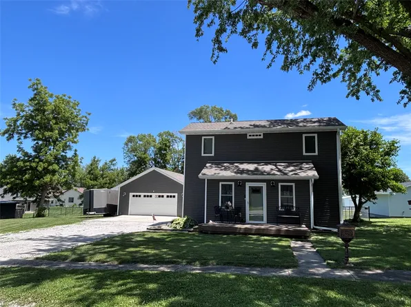 613 S Green St, Madrid, IA 50156