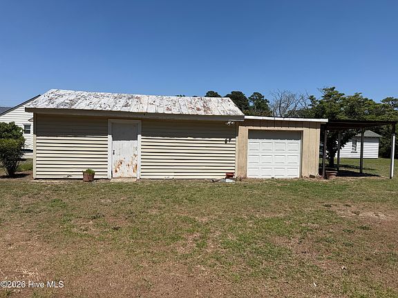 3rd image of 3608 Central Heights Road