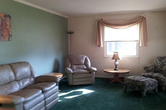 5th image of 2088 Birchview Dr