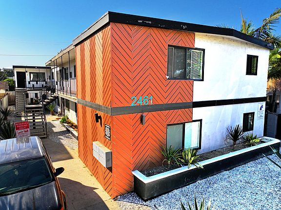 2nd image of 2461 Linden Ave APT 3