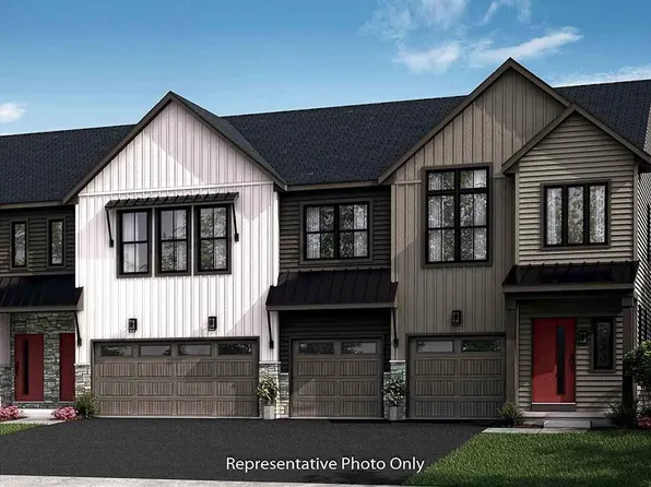 308 Edge Towne Ln, Mechanicsburg, PA 17055