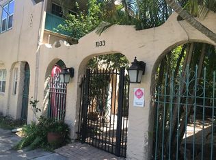 1033 Bay St NE APT 5, Saint Petersburg, FL 33701