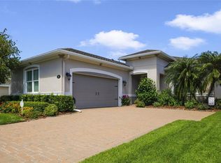 1637 Victoria Gardens Dr, Deland, FL 32724