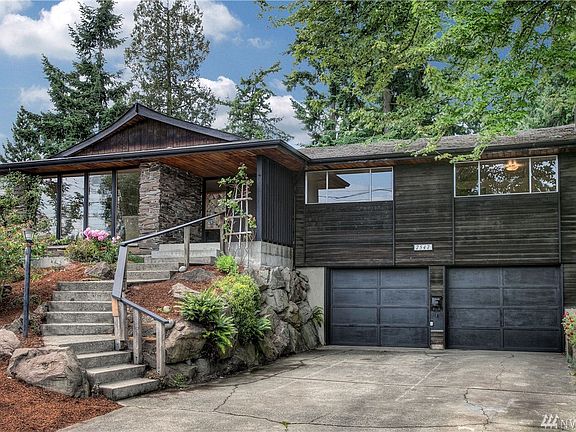 5th image of 7547 32nd Ave NE
