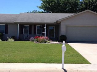 657 Park Dr, Nappanee, IN 46550