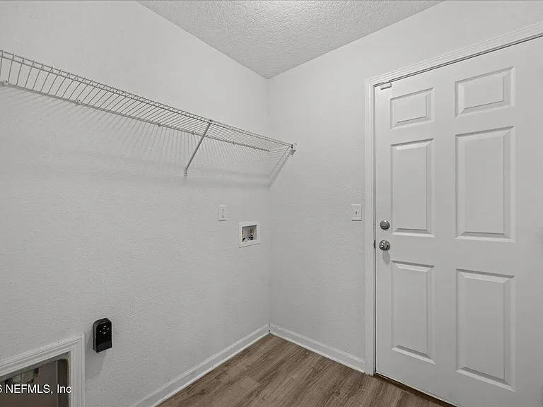 13949 Gossett St — Photo 10
