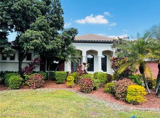 12500 Fairmont Dr, Fort Myers, FL 33913