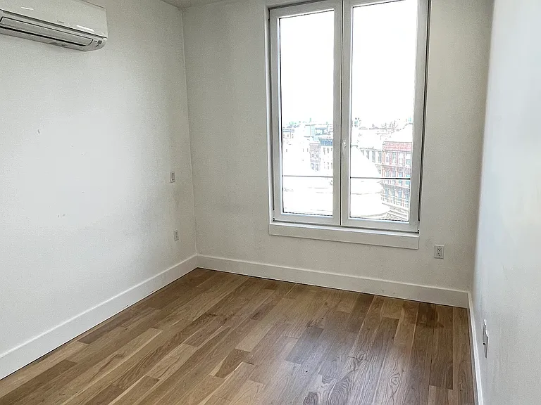 1052 Greene Ave #6B — Photo 11