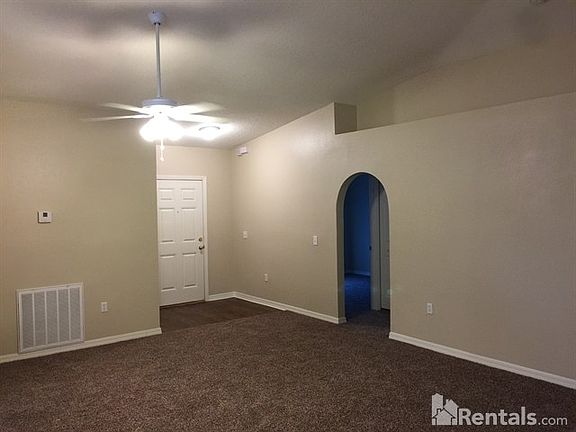 3rd image of 165 King Arthur Ct