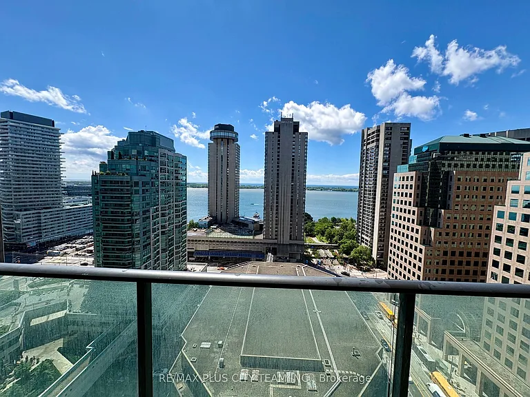 33 Bay St #2109 — Photo 12
