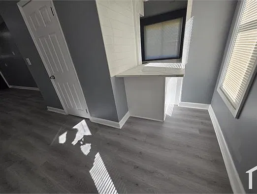 6 bed, $2,200 — Photo 3