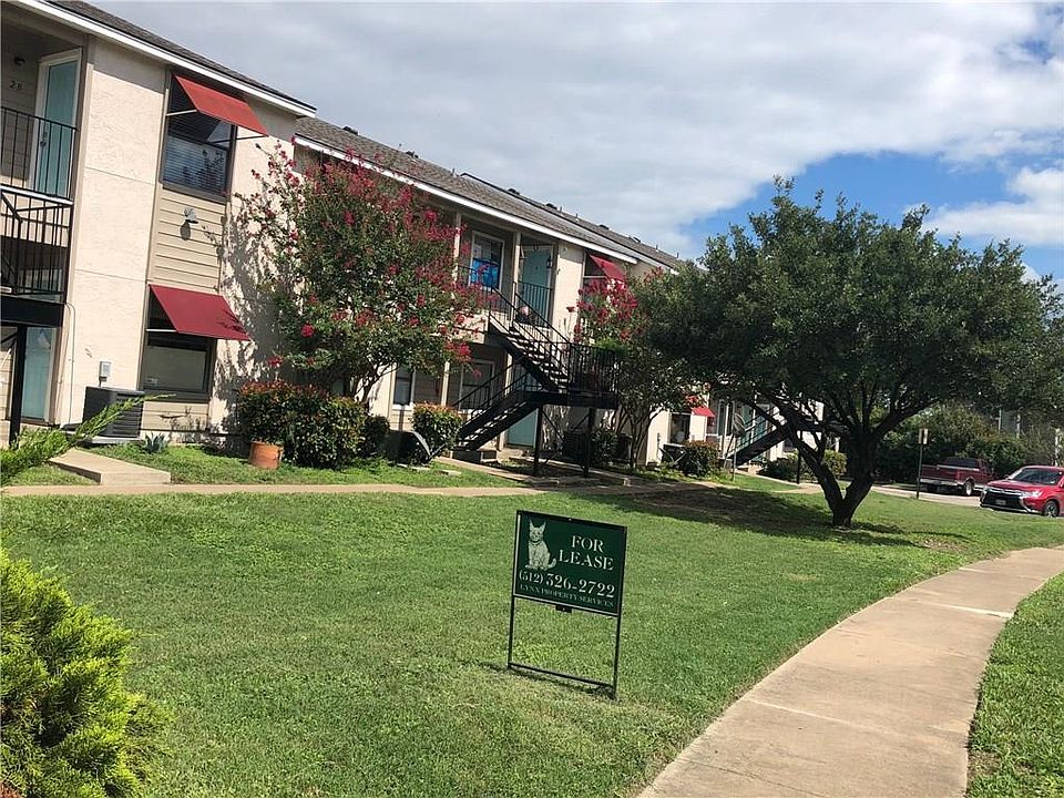 1st image of 3402 Lynridge Dr #5B