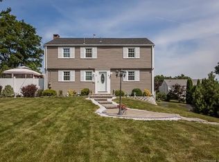 157 Rutledge Rd, Wethersfield, CT 06109