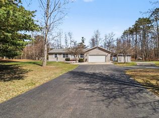 1130 N Brookridge Rd, Ludington, MI