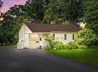 18 High Rd, Montrose, NY 10548