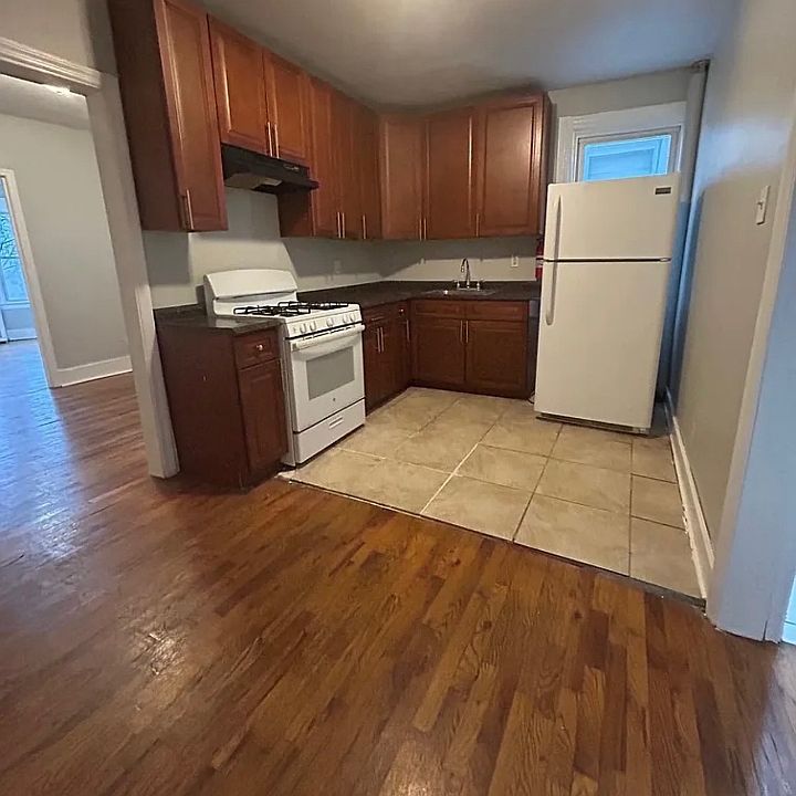 1st image of 384 Bradford St #L1