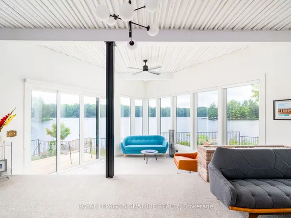 1018 Clearwater Shores Blvd, Muskoka Lakes, ON P0B 1J0