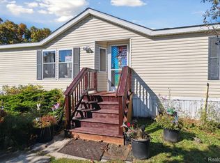 2852 Acre Hl, Brighton, MI 48114