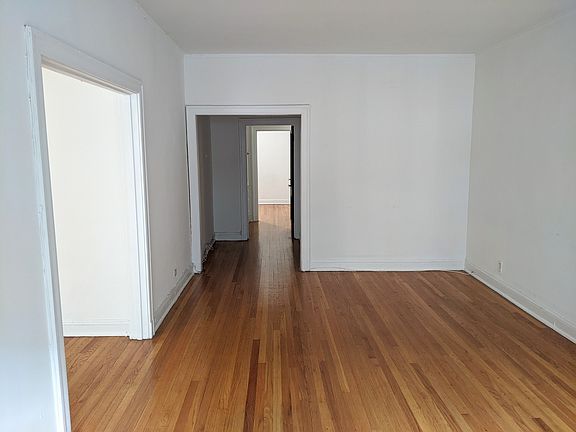 3rd image of 1505.5 Oak Ave #2W