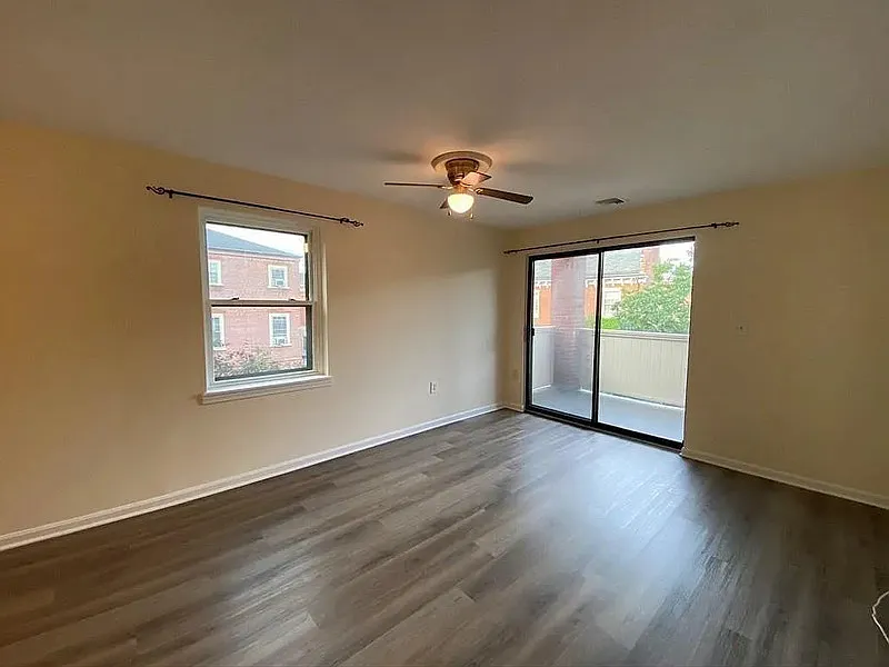 1 bed, 1.0 bath, 688 sqft, $1,590 — Photo 4