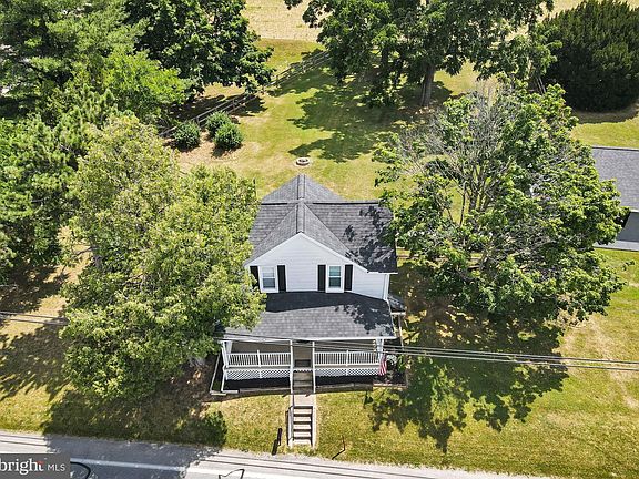 4th image of 2040 Grandview Rd