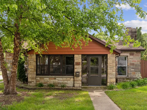 552 W Water St, Kankakee, IL 60901