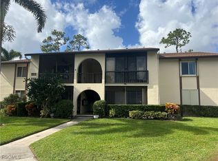 305 Knotty Pine Cir APT D-1, Greenacres, FL 33463