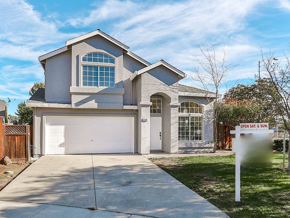 1st image of 920 Summerhill Cir