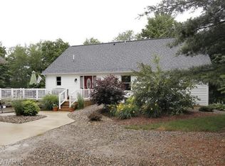 6170 N 35th St, Richland, MI 49083